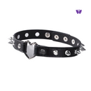 Coleira de Couro Com Rebites Metálicos