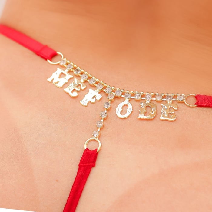 Calcinha Estrass Rendada com Escrita